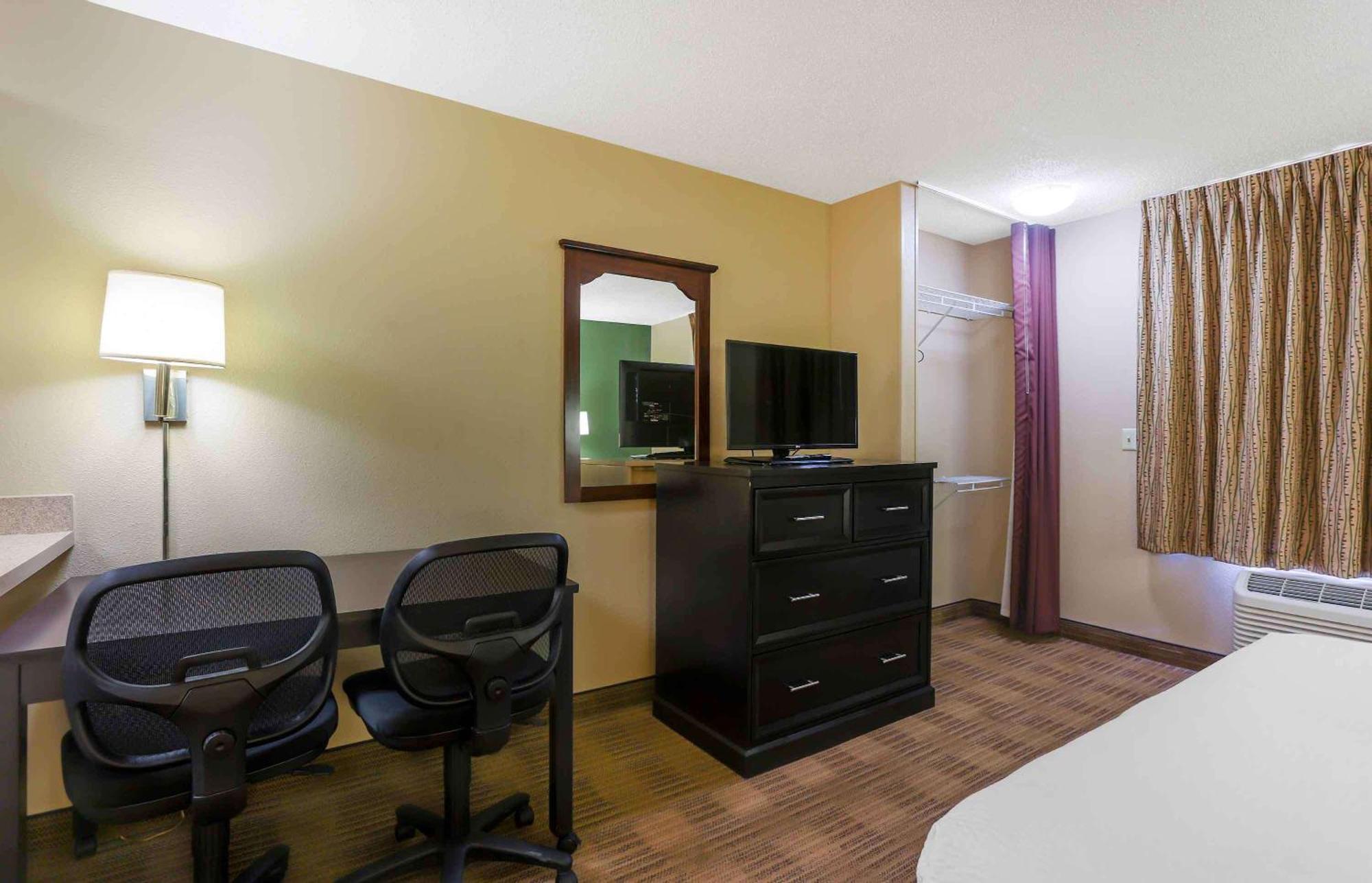 Extended Stay America Select Suites - Springfield - South Exterior photo