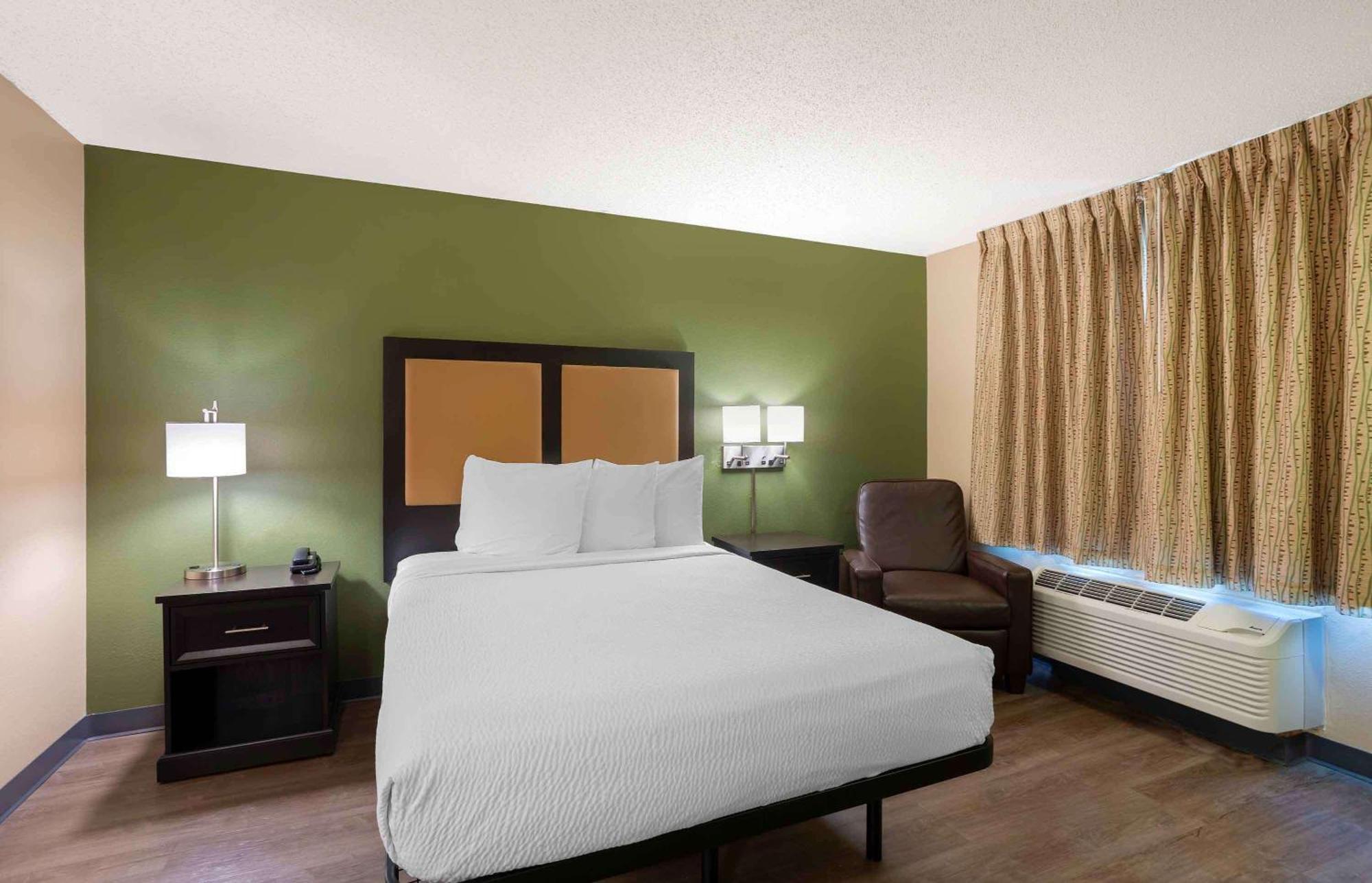 Extended Stay America Select Suites - Springfield - South Exterior photo